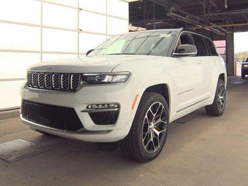 2024 Jeep Grand Cherokee Summit