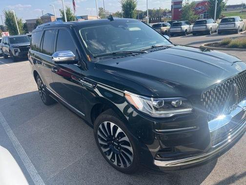 2023 Lincoln Navigator Black Label