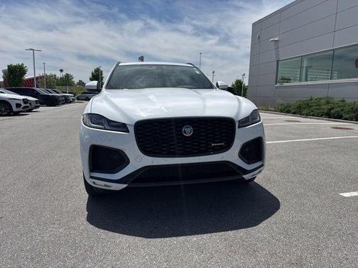 Fuji White 2023 Jaguar F-PACE R-Dynamic S