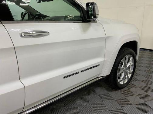 2019 Jeep Grand Cherokee Summit