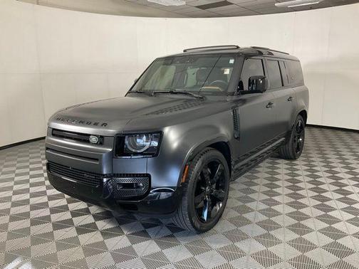 2023 Land Rover Defender X-Dynamic SE