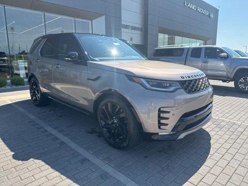 2025 Land Rover Discovery P360 Dynamic SE