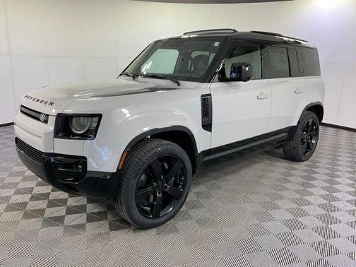 Borasco Grey 2026 Land Rover Defender P400 X-Dynamic SE