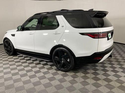 2025 Land Rover Discovery P360 Dynamic SE