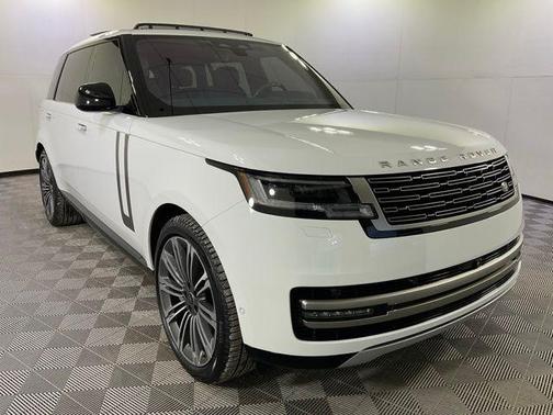 2023 Land Rover Range Rover P530 SE