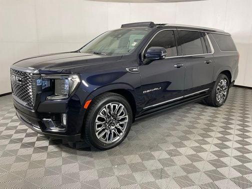 Midnight Blue Metallic 2023 GMC Yukon XL Denali Ultimate