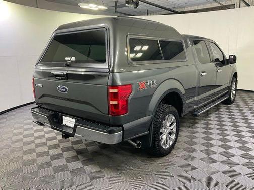 Magnetic Metallic 2016 Ford F-150 XLT