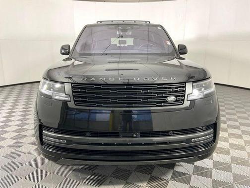 2023 Land Rover Range Rover P530 SE