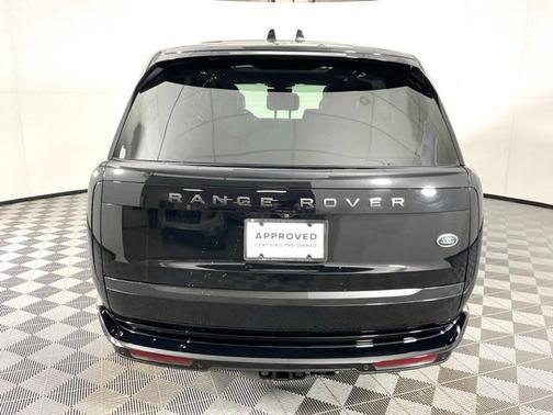 2023 Land Rover Range Rover P530 SE