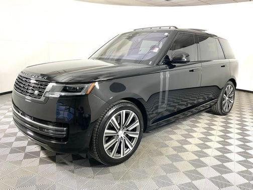 2023 Land Rover Range Rover P530 SE
