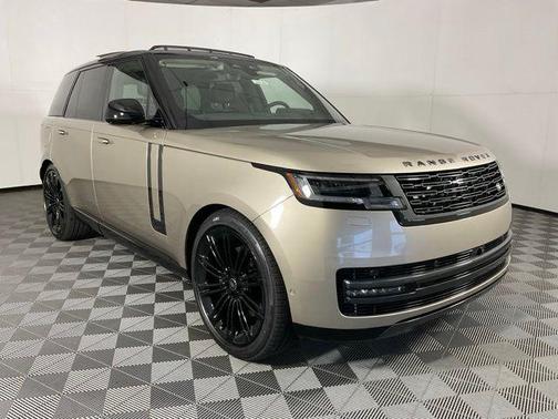 2025 Land Rover Range Rover P400 SE