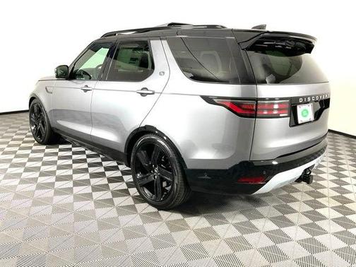 2024 Land Rover Discovery P360 Metropolitan Edition