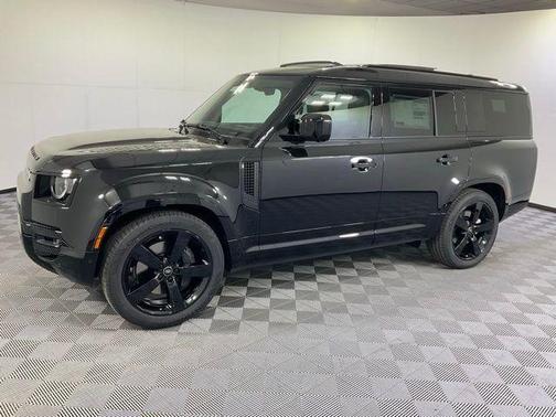 2025 Land Rover Defender P400 X-Dynamic SE