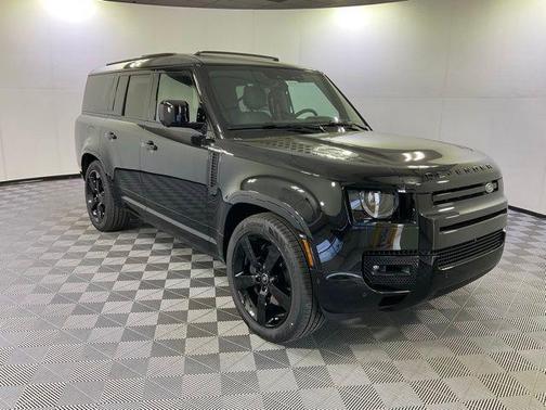 2025 Land Rover Defender P400 X-Dynamic SE