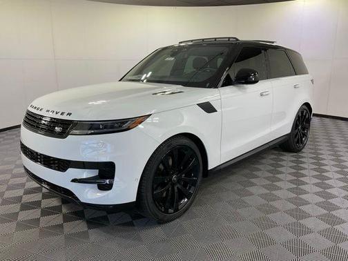 2025 Land Rover Range Rover Sport P360 SE