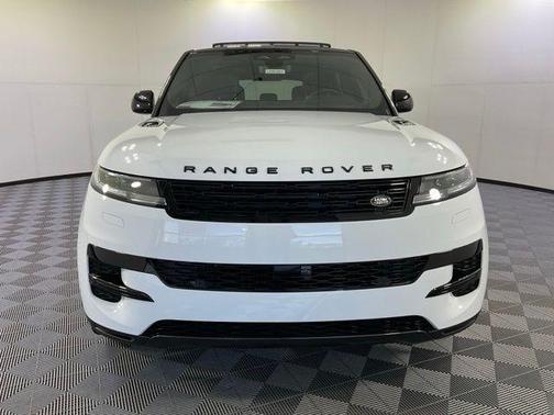 2025 Land Rover Range Rover Sport P360 SE
