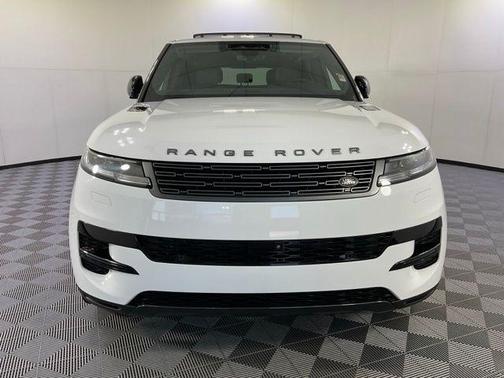 2024 Land Rover Range Rover Sport SE