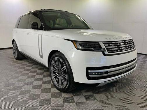 Ostuni Pearl White 2024 Land Rover Range Rover P530 AUTOBIOGRAPHY