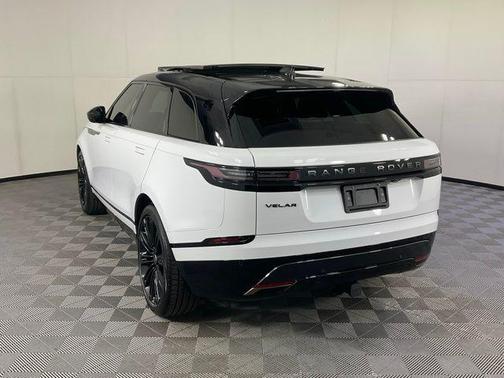 Fuji White 2025 Land Rover Range Rover Velar P400 Dynamic SE
