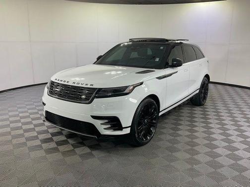 Fuji White 2025 Land Rover Range Rover Velar P400 Dynamic SE