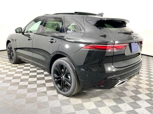 2026 Jaguar F-PACE P400 R-Dynamic S