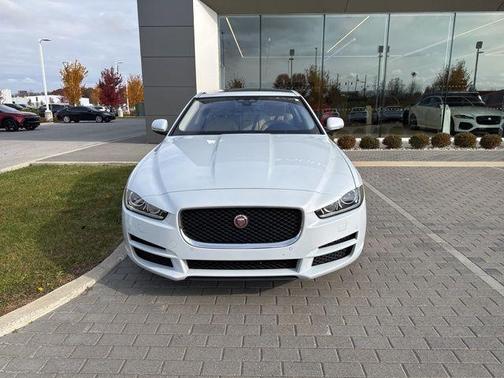 2018 Jaguar XE 25t Prestige