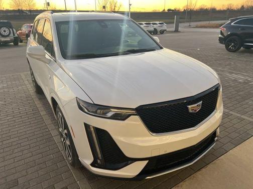 2022 Cadillac XT6 Sport AWD