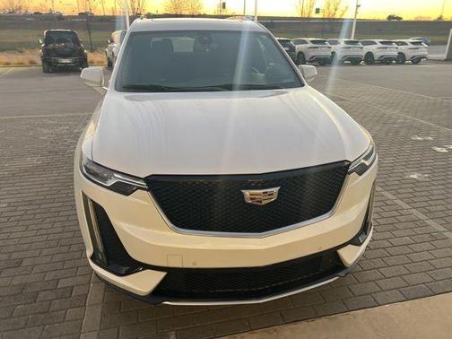 2022 Cadillac XT6 Sport AWD