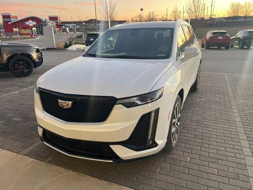 2022 Cadillac XT6 Sport AWD
