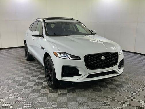 Yulong White 2021 Jaguar F-PACE S