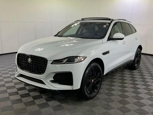 Yulong White 2021 Jaguar F-PACE S