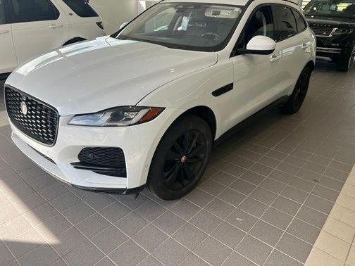 Yulong White 2021 Jaguar F-PACE S