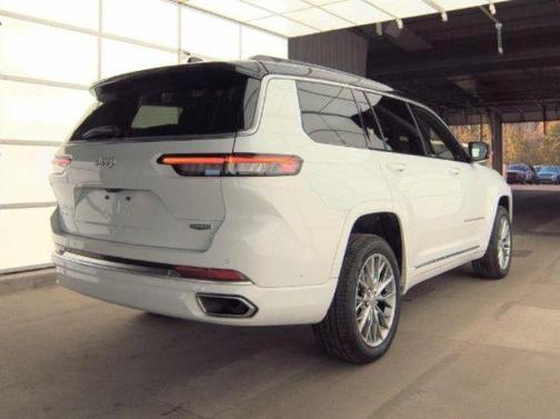2024 Jeep Grand Cherokee L Summit