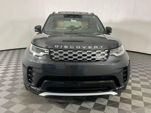 2026 Land Rover Discovery Tempest Edition