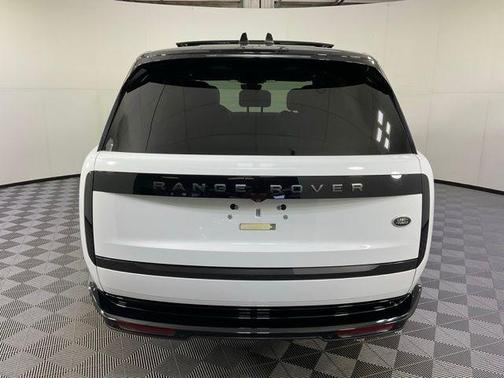 2023 Land Rover Range Rover P530 SE