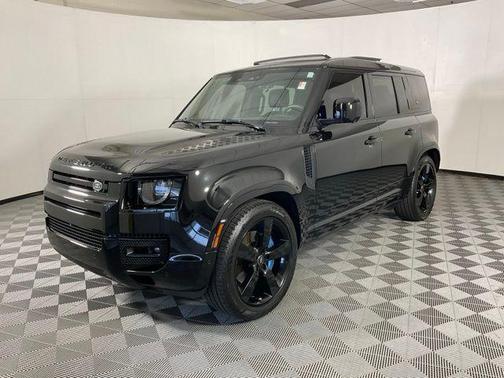 2022 Land Rover Defender 