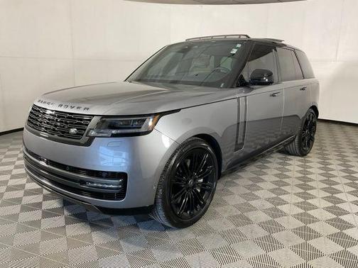 2024 Land Rover Range Rover P530 SE