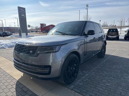 2024 Land Rover Range Rover P530 SE
