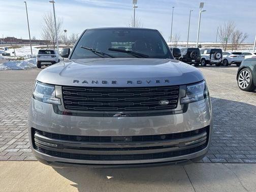 2024 Land Rover Range Rover P530 SE