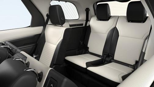 2026 Land Rover Discovery Dynamic SE