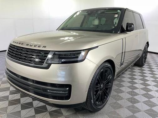 2024 Land Rover Range Rover P530 SE
