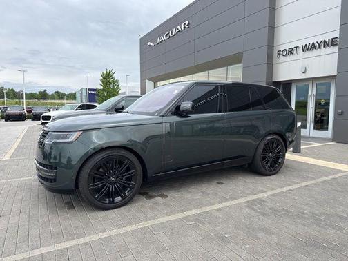 Belgravia Green 2023 Land Rover Range Rover P400 SE