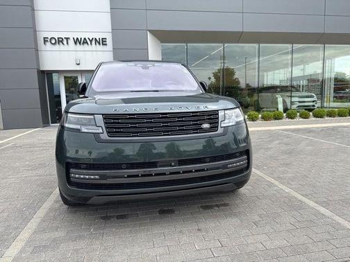 Belgravia Green 2023 Land Rover Range Rover P400 SE