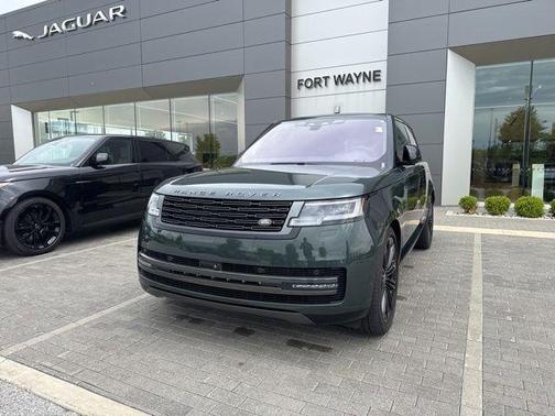 Belgravia Green 2023 Land Rover Range Rover P400 SE
