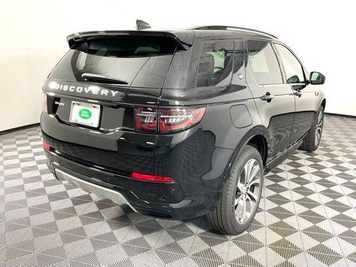 2024 Land Rover Discovery Sport Core S