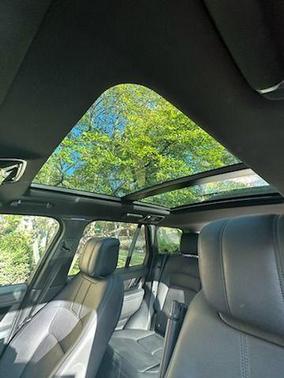 2021 Land Rover Range Rover P525 HSE Westminster