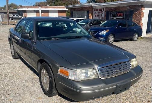 2004 Ford Crown Victoria Police Interceptor