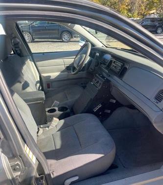 2004 Ford Crown Victoria Police Interceptor