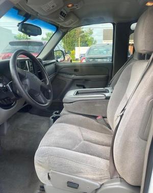 2004 Chevrolet Suburban 1500
