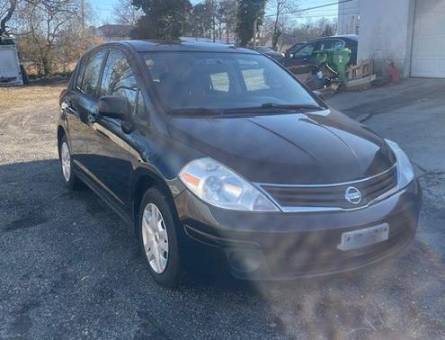 2010 Nissan Versa 1.8 S